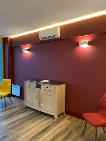 Salle d'attente médicale aménagée par SDD Depitre